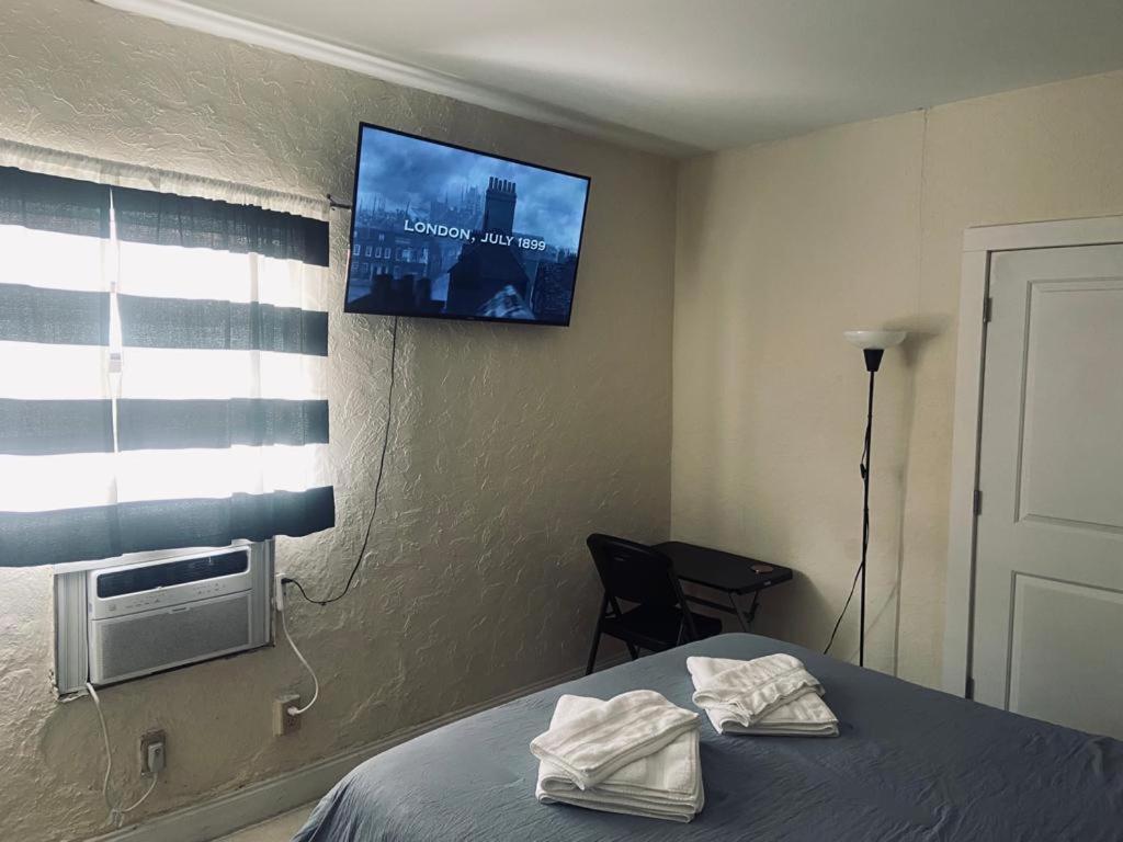 Pretty Private Room, Near The Airport - Free Parking - 01 Маями Екстериор снимка